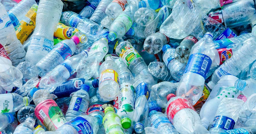 Recycling plastic bottles into jet fuel | News | RSC Education