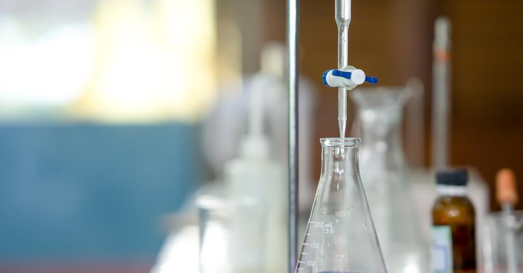 Titration practical videos 1618 students Practical RSC Education