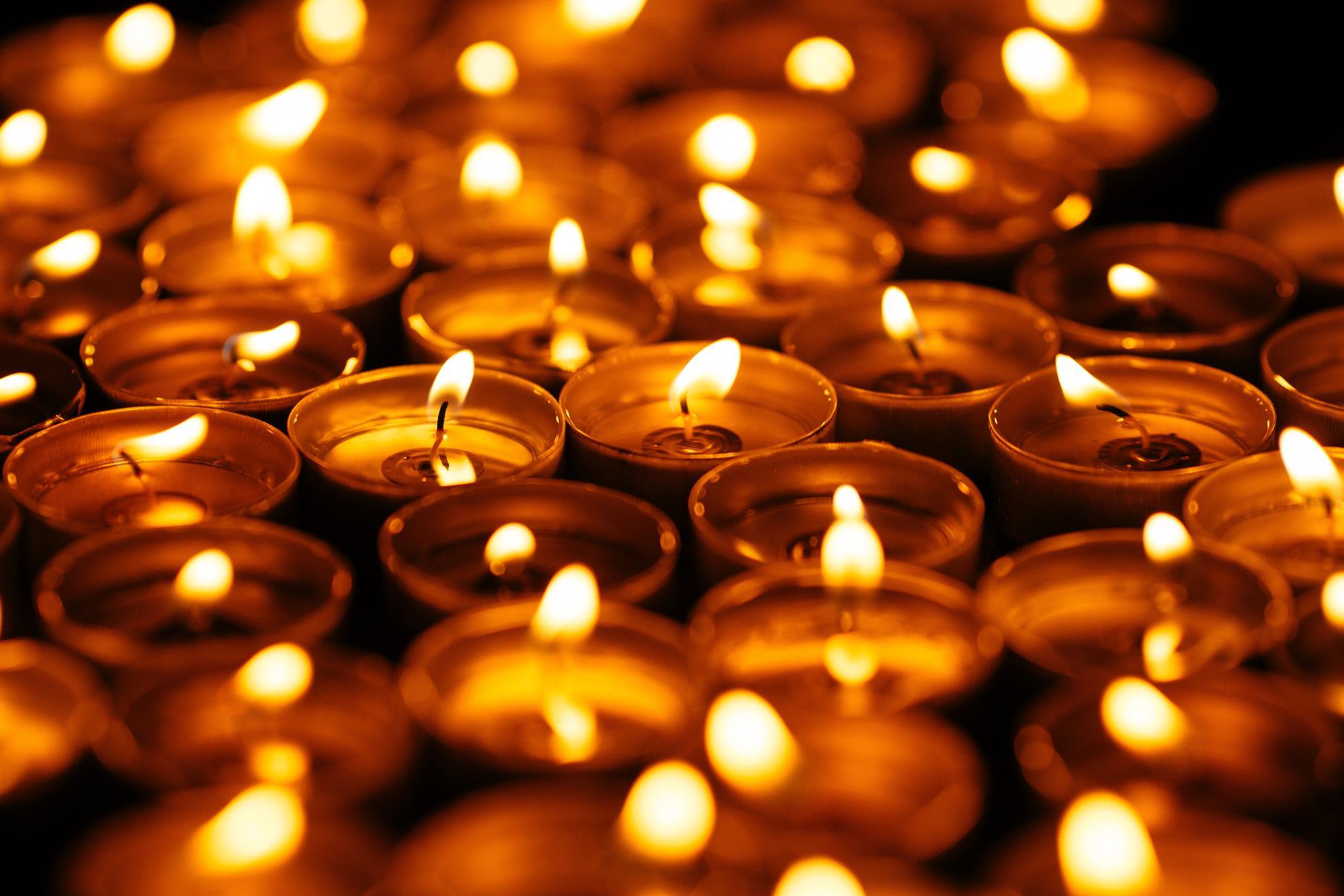 Lighted candles hotsell