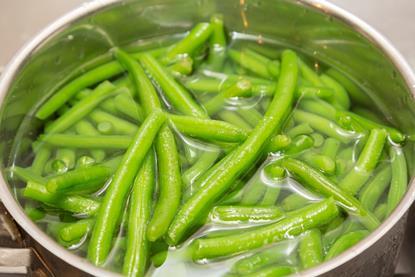 pan of green beans waiting to be cooked