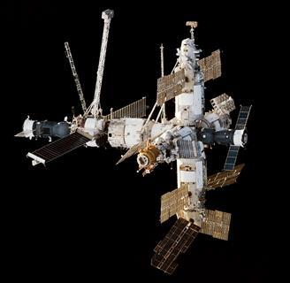 1280px Mir Space Station viewed from Endeavour during STS 89