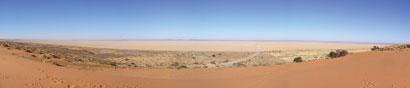The desert surface of the Hakskeen Pan, South Africa where Bloodhound will reach speeds of over 1000 mph