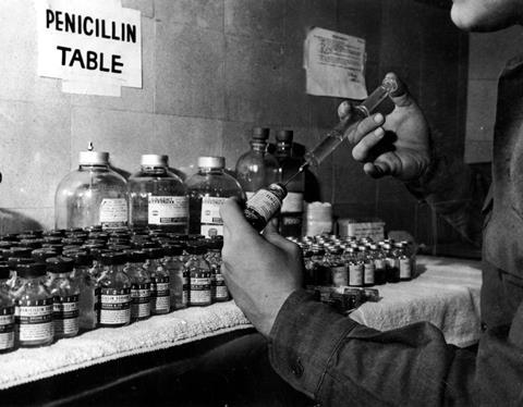 An old image showing penicillin vials