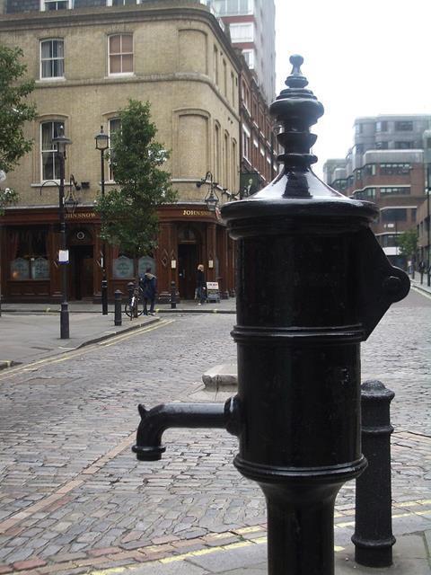 John Snow memorial pump