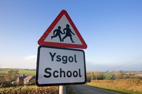 School warning sign in welsh (Ysgol) 