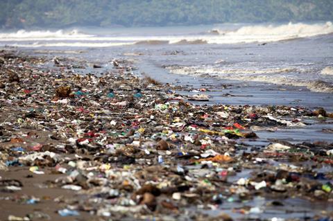 Microplastics marine pollution 3