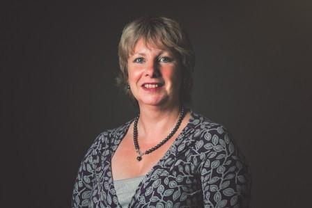 Karen J Ogilvie