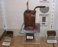 Rutherford's apparatus for studying alpha-rays