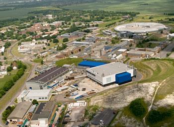 Aerial photograph of the ISIS research facility, showing Diamond Light Source in the background